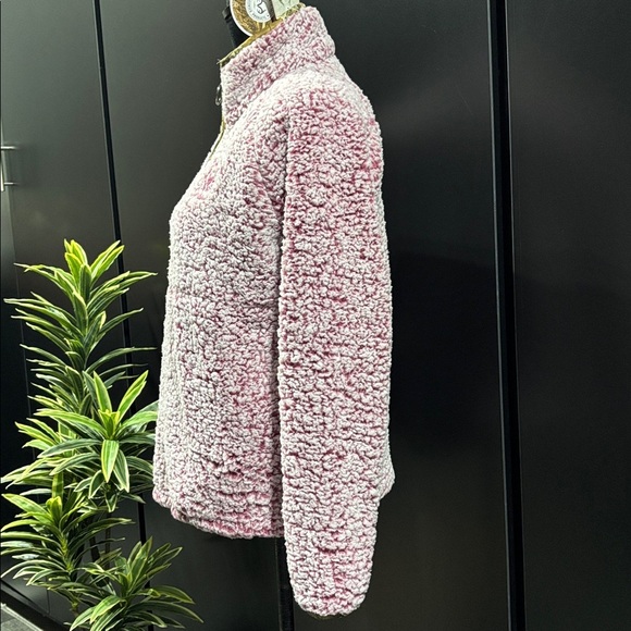 Realtree Sherpa quarter zip pull over,lined,hip pockets,camo trim, warm & cozy - Picture 6 of 11